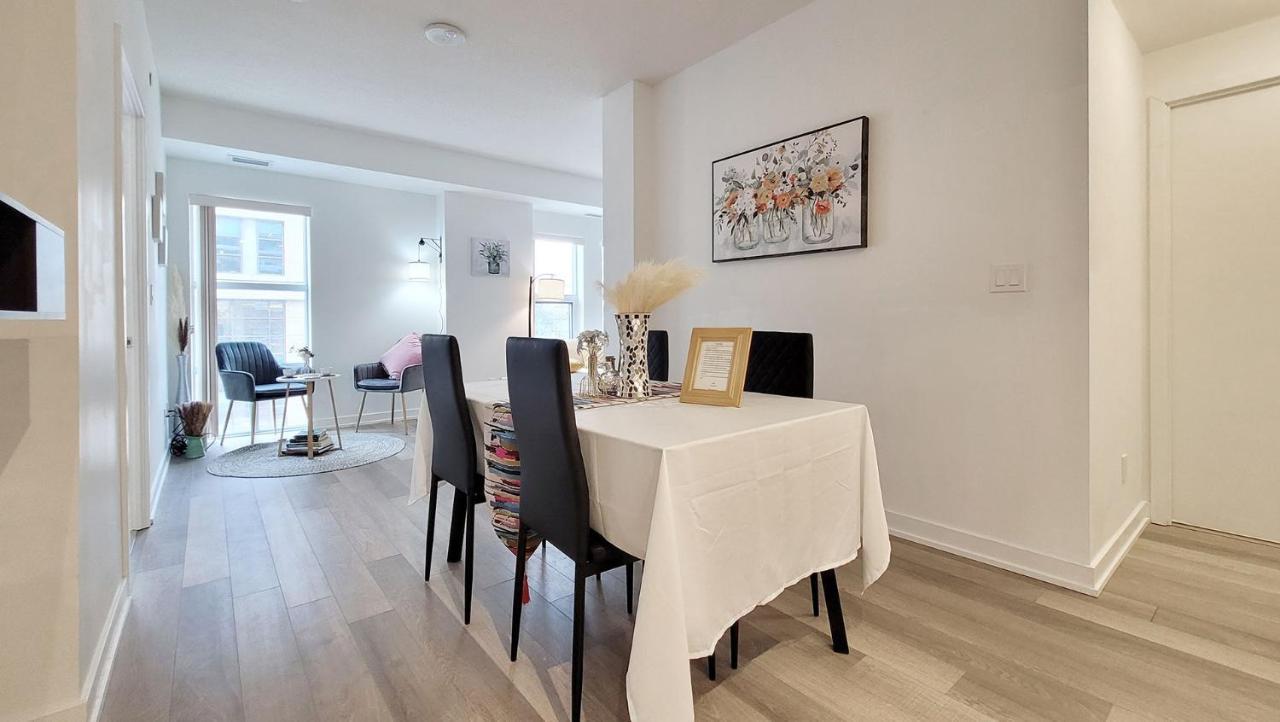 Lovely 3 Bedrooms In University Of Торонто Экстерьер фото