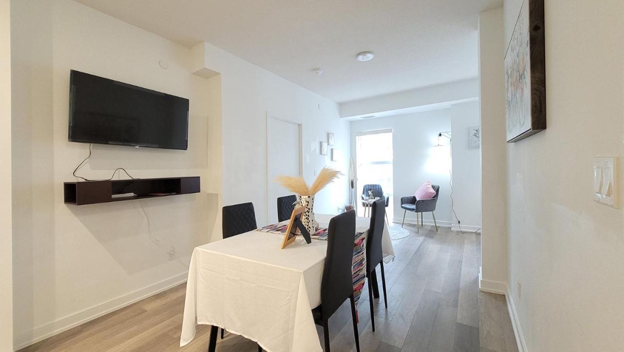 Lovely 3 Bedrooms In University Of Торонто Экстерьер фото